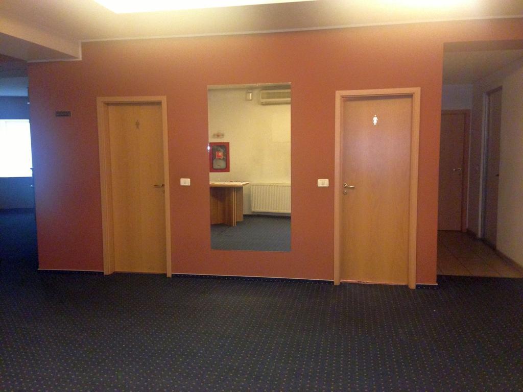 Ct Tm Otel Temeşvar Dış mekan fotoğraf