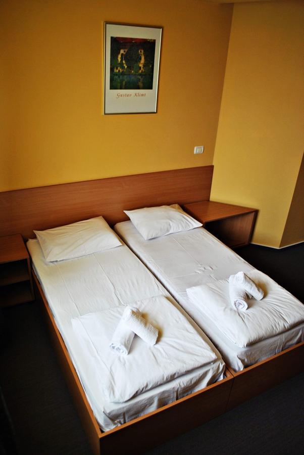 Ct Tm Otel Temeşvar Dış mekan fotoğraf
